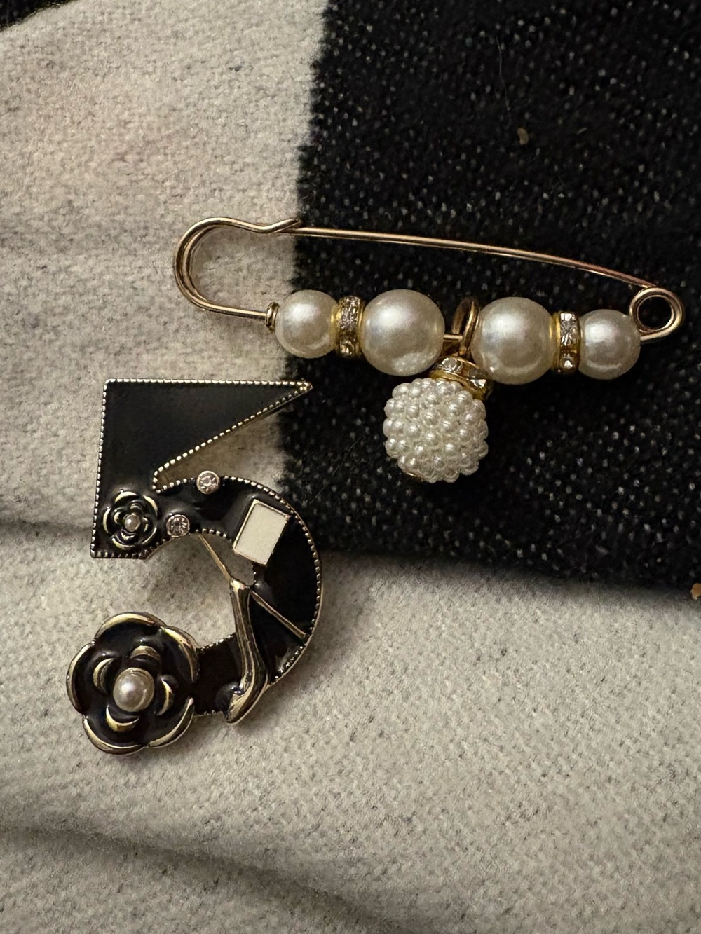 Pearl Accent Gold Safety Pin Brooch with Black Number 5 Charm